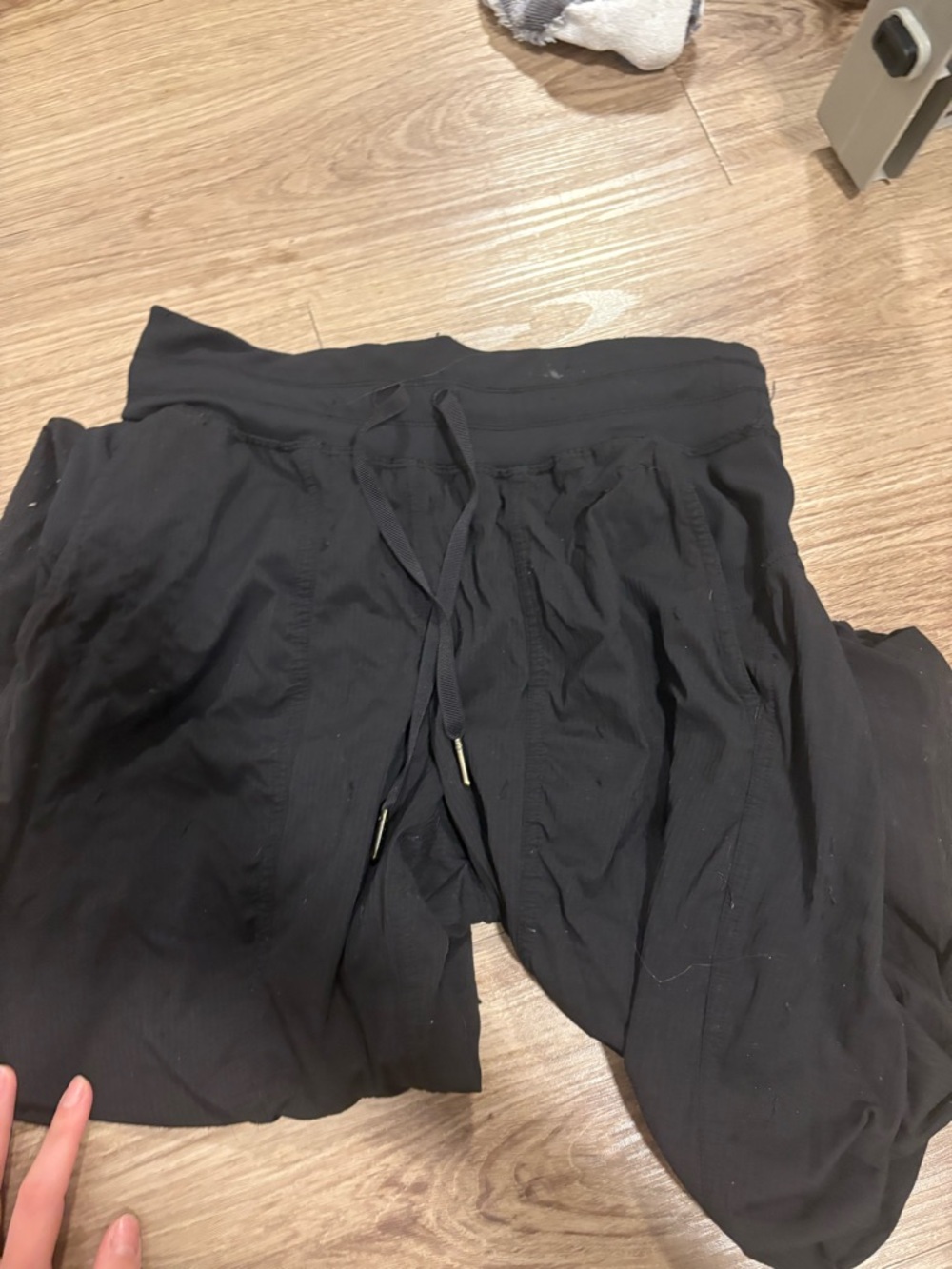lululemon athletica Black Cropped Ankle Pants